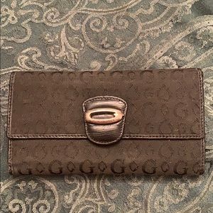 Guess wallet